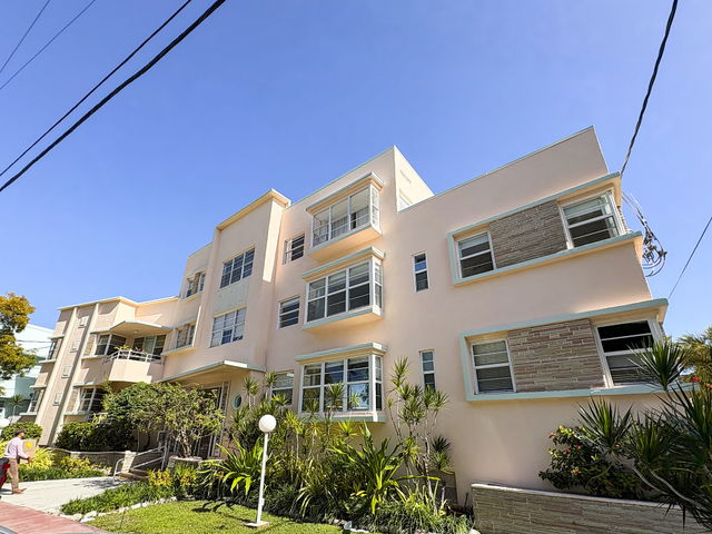 Bay Drive Condo photo 2